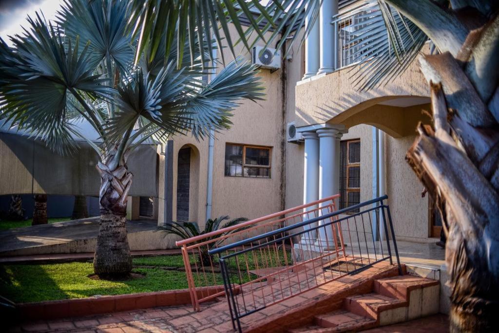 لويس تريشارد Tshedza Guest Lodge المظهر الخارجي الصورة