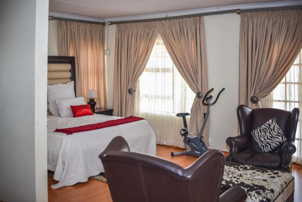لويس تريشارد Tshedza Guest Lodge المظهر الخارجي الصورة